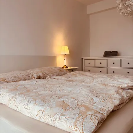 Silver - In The Center With Privat Parking