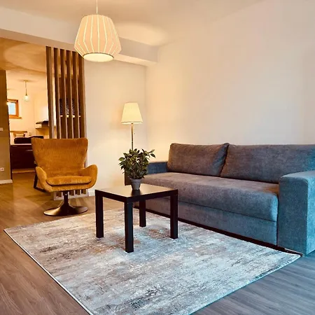 Silver - In The Center With Privat Parking Banska Bystrica